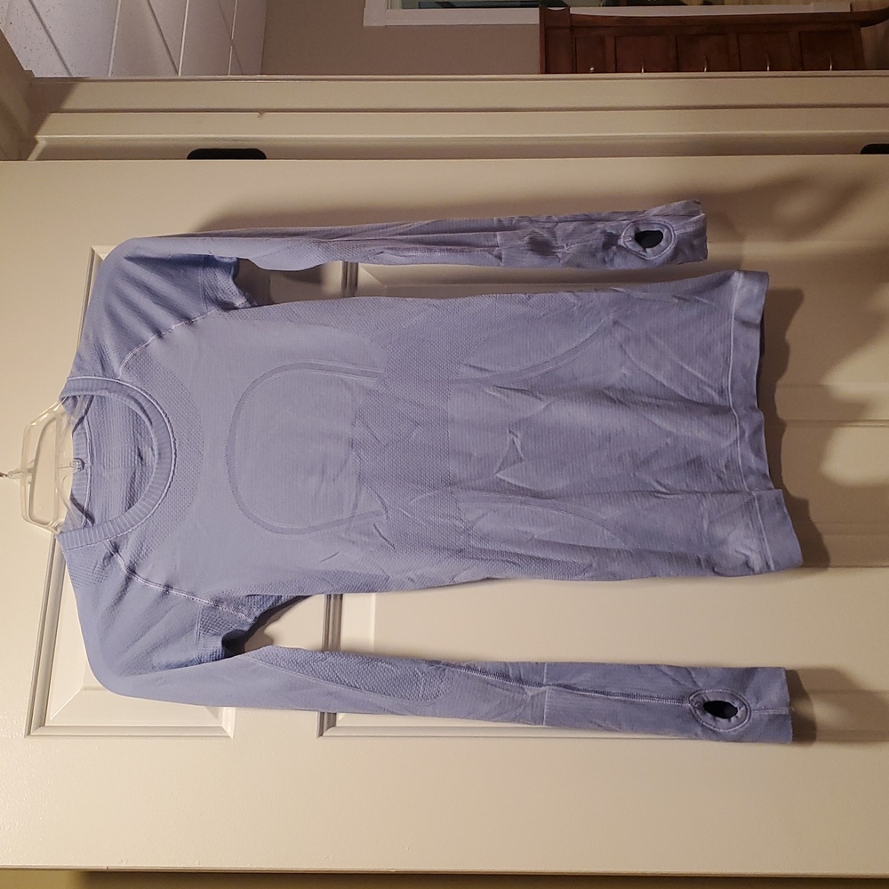 Lululemon Swiftly Tech Long-Sleeve Shirt 2.0 Soft Lilac Color Size 2